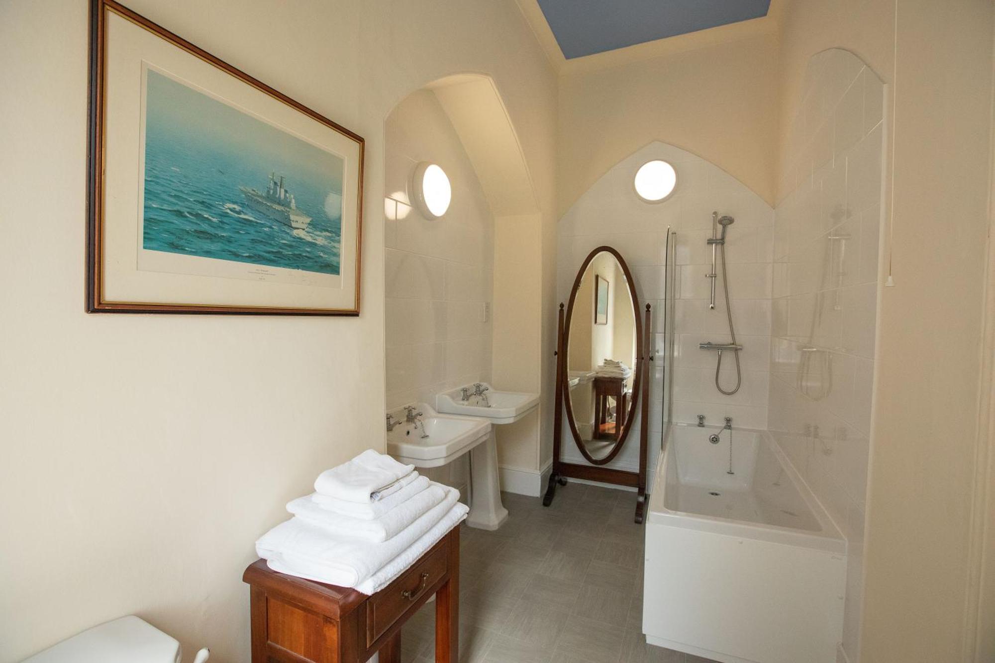 Grafton Manor Hotel برومسجروف المظهر الخارجي الصورة