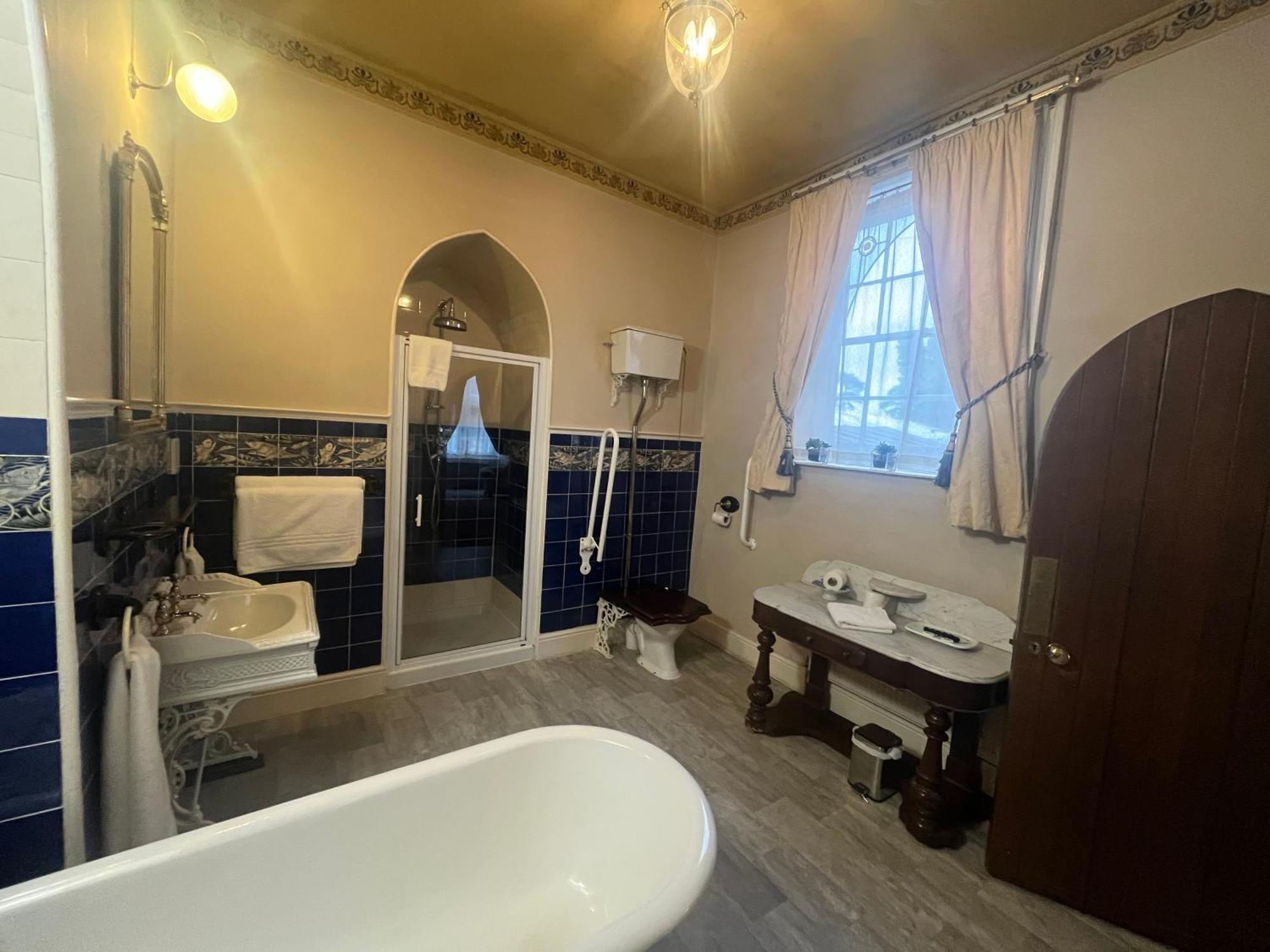 Grafton Manor Hotel برومسجروف المظهر الخارجي الصورة